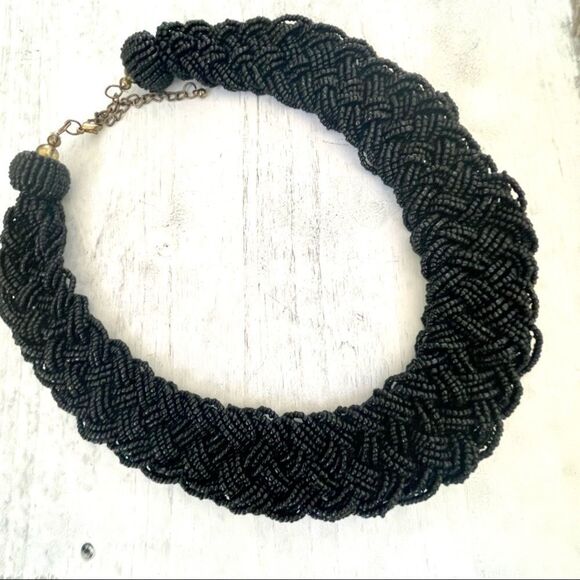 Black beaded statement necklace - Picture 1 of 9